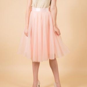 Space46 Boutique Wendy Tulle Skirt 27W Size M NWT